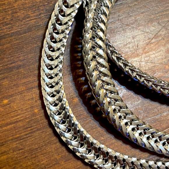 Silver tone chain replacement strap - Picture 6 of 8